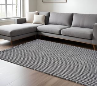 8' X 10' Gray And Light Gray Wool Houndstooth Hand Woven Area Rug With Fringe